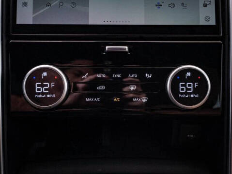 2023 Land Rover Discovery P300 S R-Dynamic