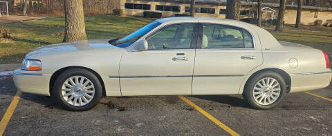 2004 Lincoln Town Car Ultimate