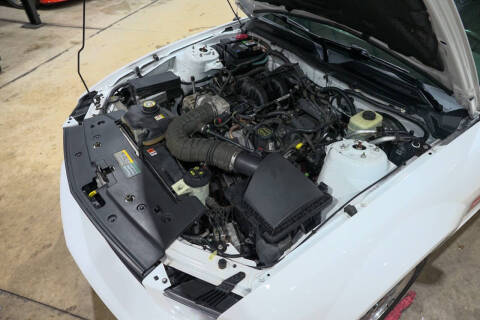 2005 Ford Mustang V6 Premium