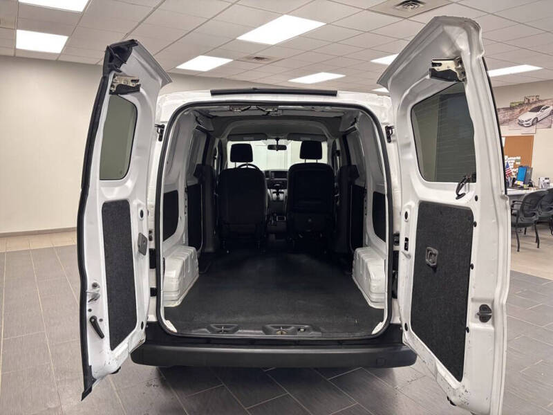 2021 Nissan NV200