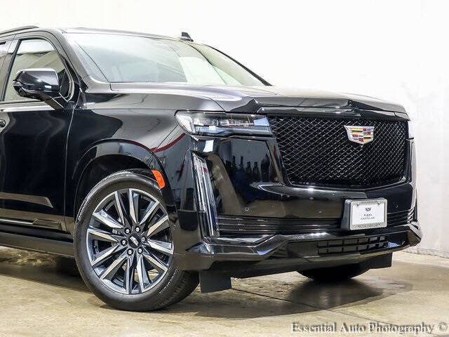 Used 2022 Cadillac Escalade ESV Sport with VIN 1GYS4PKL0NR225285 for sale in Tinley Park, IL