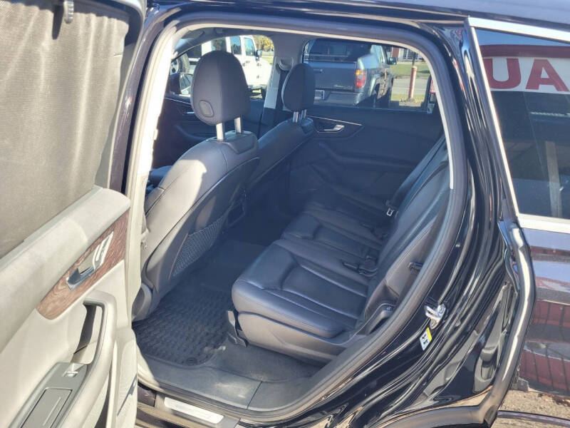 2020 Audi Q7 quattro Premium Plus 55 TFSI