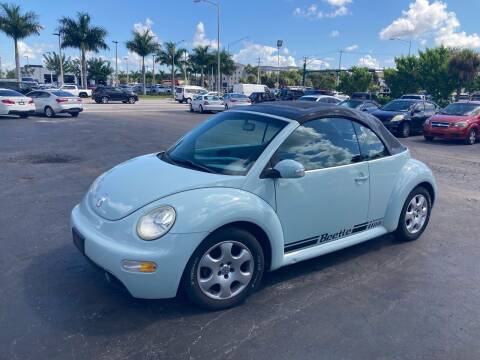 2003 Volkswagen New Beetle Convertible for sale at CAR-RIGHT AUTO SALES INC in Naples FL