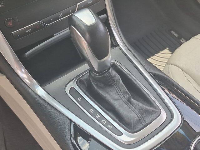 2016 Ford Edge Titanium