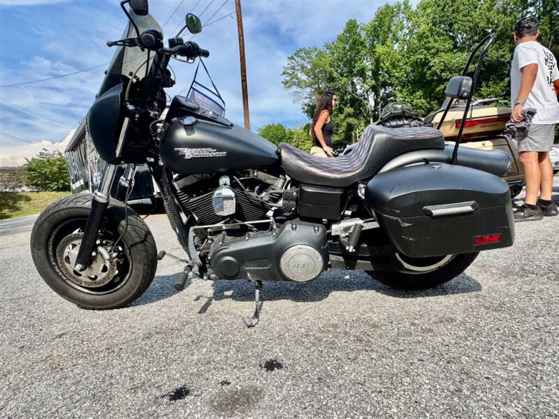 2017 Harley-Davidson FXDF103 -