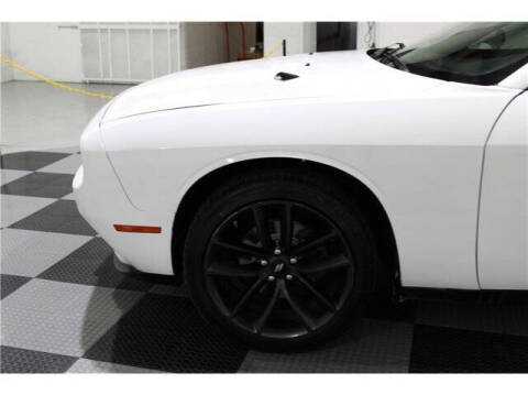 2021 Dodge Challenger SXT