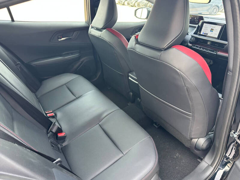 2025 Toyota Prius Plug-in Hybrid