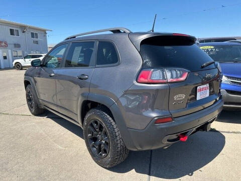 2019 Jeep Cherokee Trailhawk
