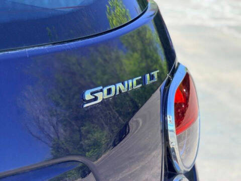 2015 Chevrolet Sonic LT Auto