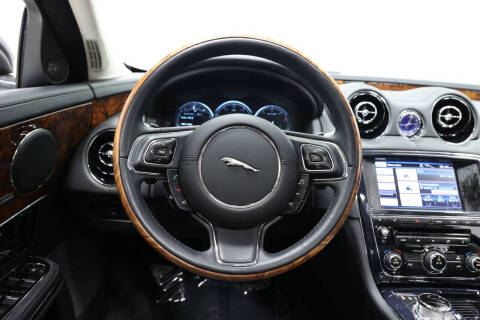 2013 Jaguar XJ