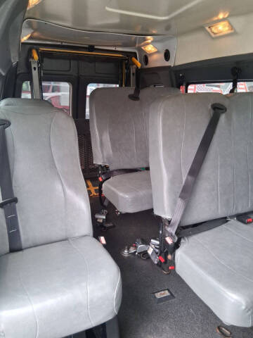 2009 Ford E-Series E-250