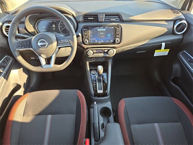2025 Nissan Versa SR
