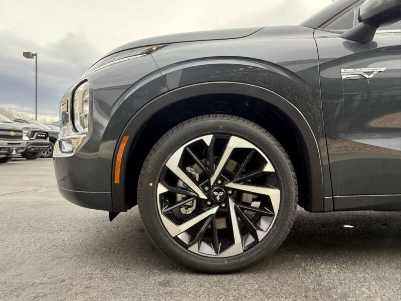 2025 Mitsubishi Outlander PHEV