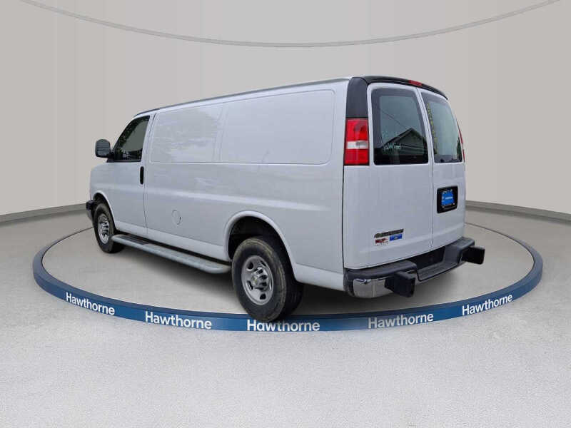 2024 Chevrolet Express 2500