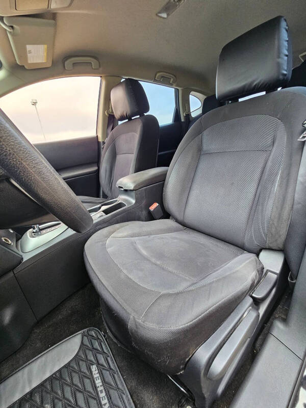 2014 Nissan Rogue Select S