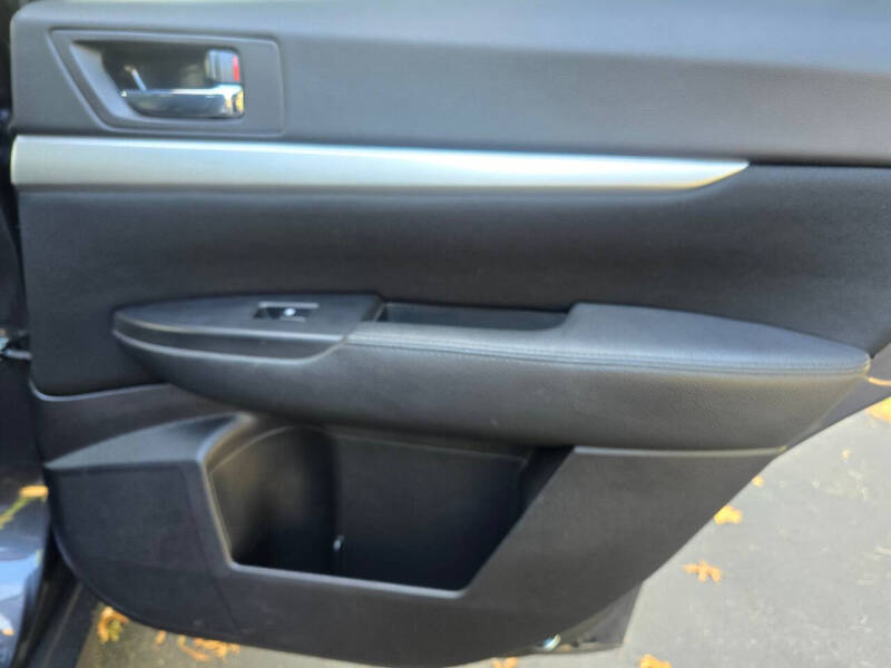 2013 Subaru Outback 2.5i Premium