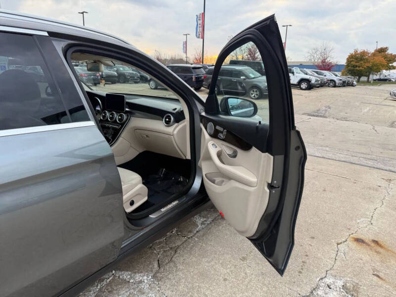 2017 Mercedes-Benz GLC GLC 300 4MATIC