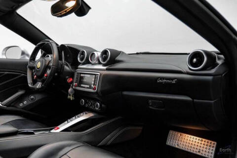 2016 Ferrari California T