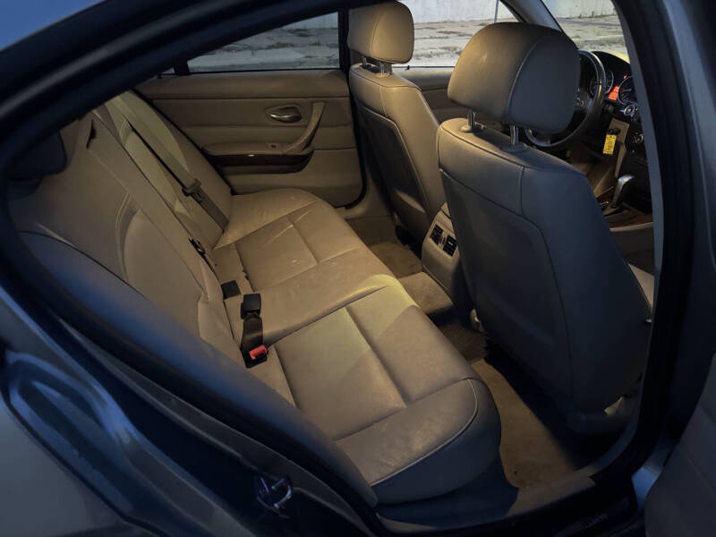 2011 BMW 3 Series 328i