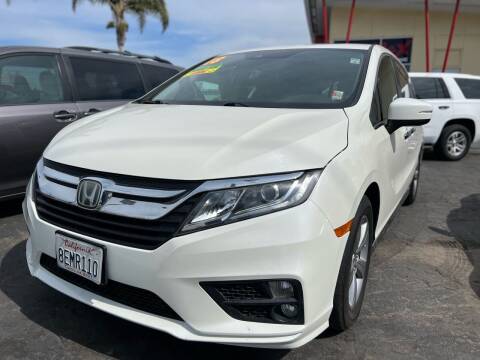 2018 Honda Odyssey for sale at Auto Max of Ventura in Ventura CA