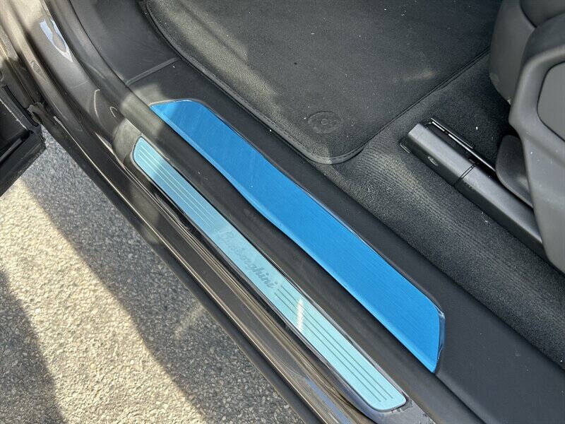 2021 Lamborghini Urus