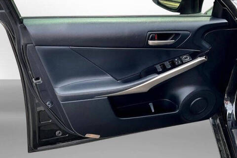 2017 Lexus IS 300