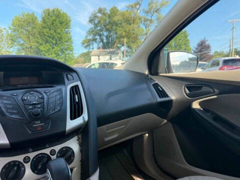 2012 Ford Focus SE
