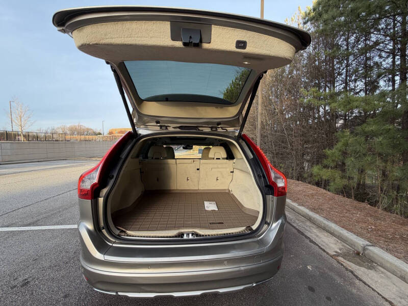 2015 Volvo XC60 T6 Drive-E