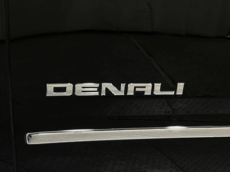 2020 GMC Yukon Denali