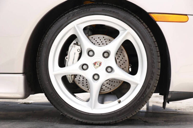 2003 Porsche 911