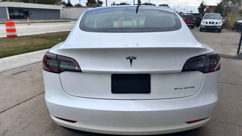 2020 Tesla Model 3 Long Range