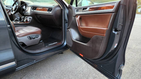 2012 Volkswagen Touareg VR6 Executive