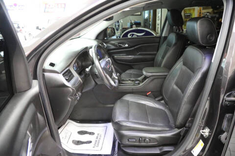 2017 GMC Acadia SLT-1