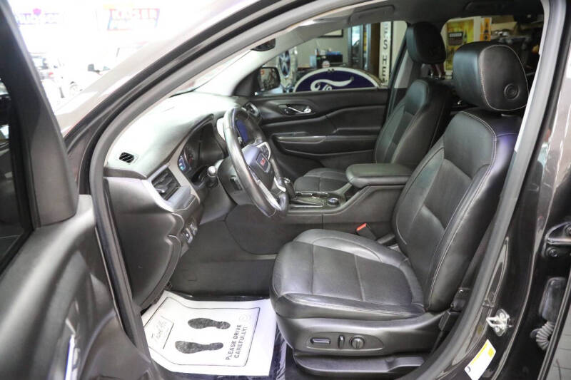 2017 GMC Acadia SLT-1