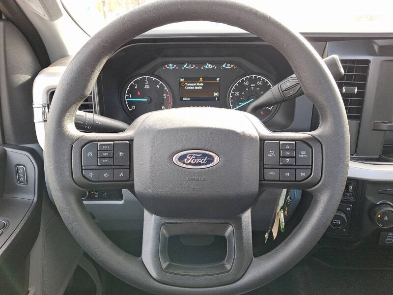 2025 Ford F-350 Super Duty XL