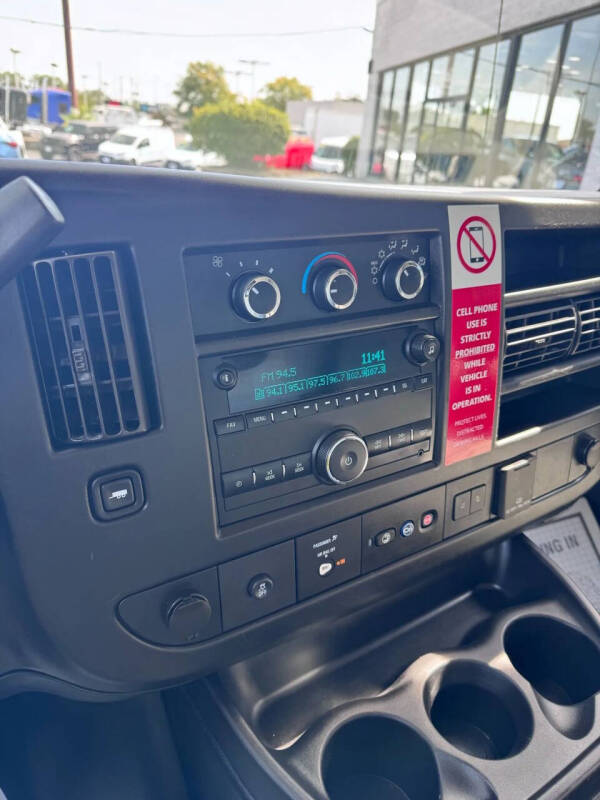 2019 Chevrolet Express 2500