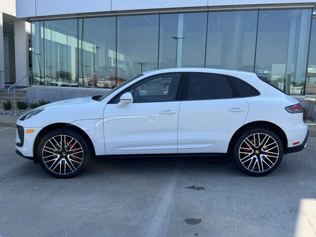 2025 Porsche Macan S