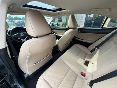 2019 Lexus IS 300