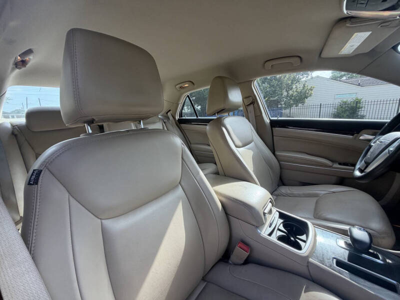 2013 Chrysler 300