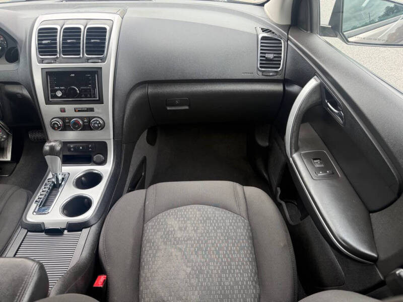 2011 GMC Acadia SLE