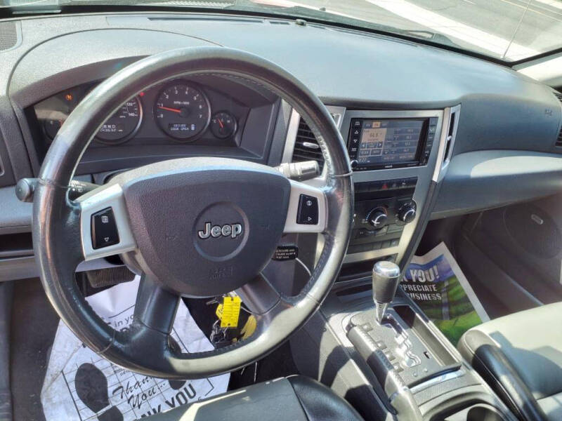 2010 Jeep Grand Cherokee Laredo