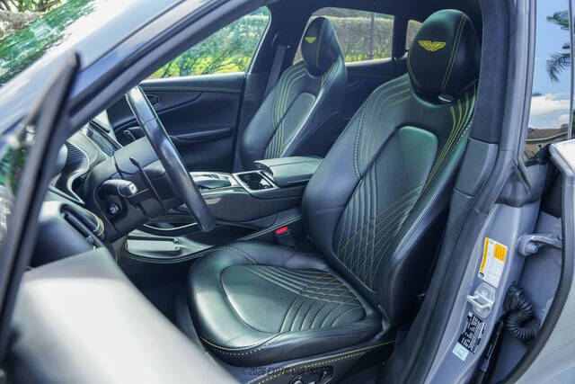 2021 Aston Martin DBX