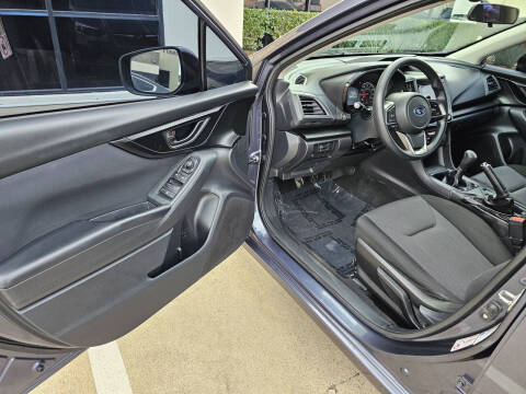 2017 Subaru Impreza 2.0i