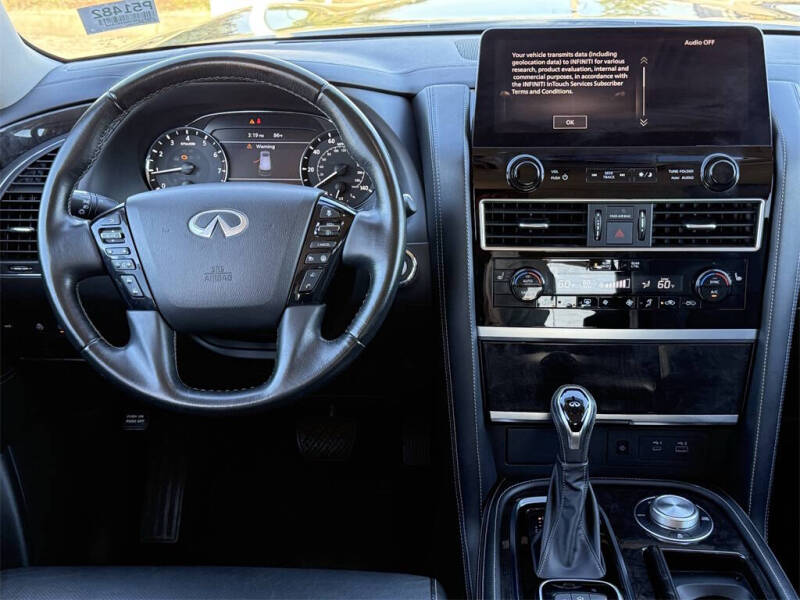 2022 Infiniti QX80 Luxe