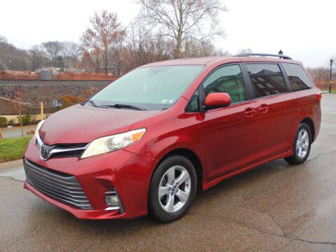 2018 Toyota Sienna LE 8-Passenger