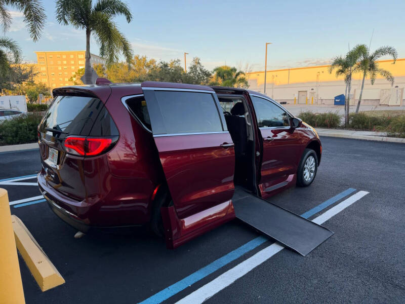 2019 Chrysler Pacifica Touring Plus