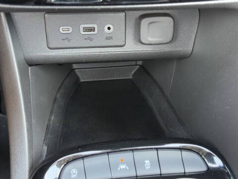 2022 Buick Encore GX Select