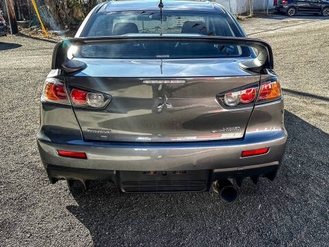 2011 Mitsubishi Lancer Evolution GSR