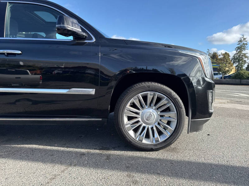 2016 Cadillac Escalade ESV Platinum