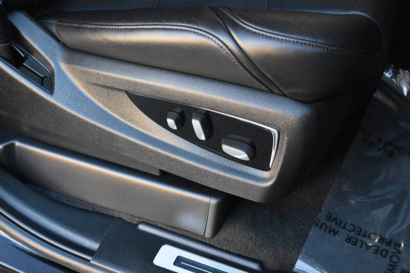 2015 Cadillac Escalade Premium